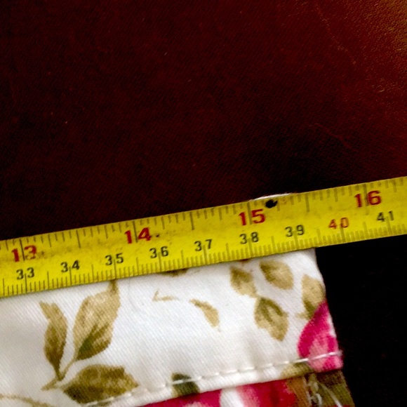 Floral  White Denim Jeans - Picture 14 of 15